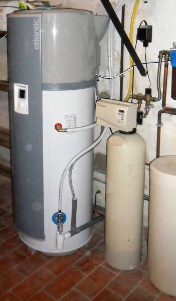 Ballon thermodynamique silencieux installé près d’une chambre à Orange