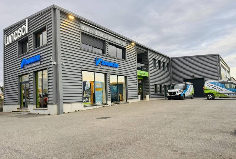 Adoucisseur compact installé dans maison familiale à Loriol-sur-Drôme