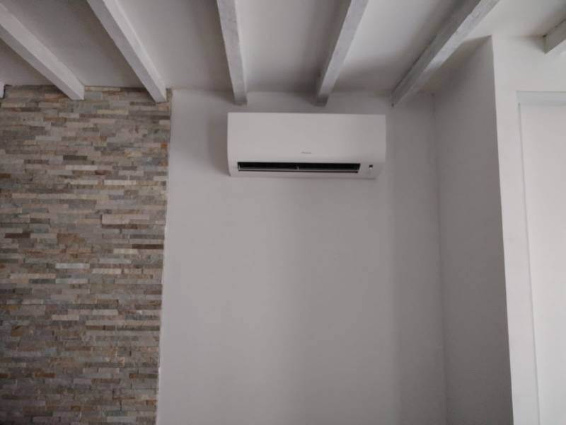 Installation de pompes à chaleur air/air chez un particulier à Rasteau (84)