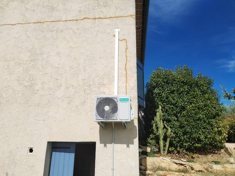 Installation de pompes à chaleur air/air chez un particulier à Rasteau (84)