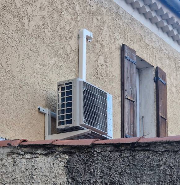 Installation de pompe à chaleur pour particulier à Sarrians (Vaucluse 84).