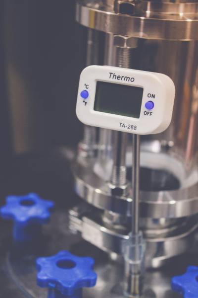 Vérification annuelle d’un chauffe-eau thermodynamique dans une maison familiale vauclusienne