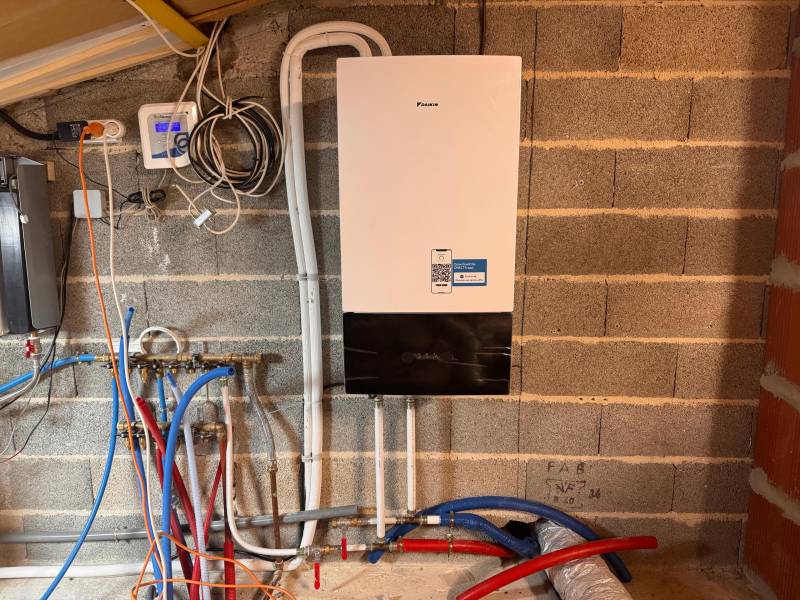 Installation d'une pompe à chaleur 11 kW avec un plancher chauffant à Valréas