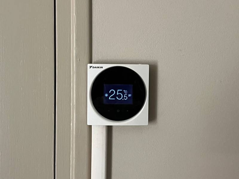 Installation pompe à chaleur air/eau pour remplacer une chaudière à gaz à Monteux